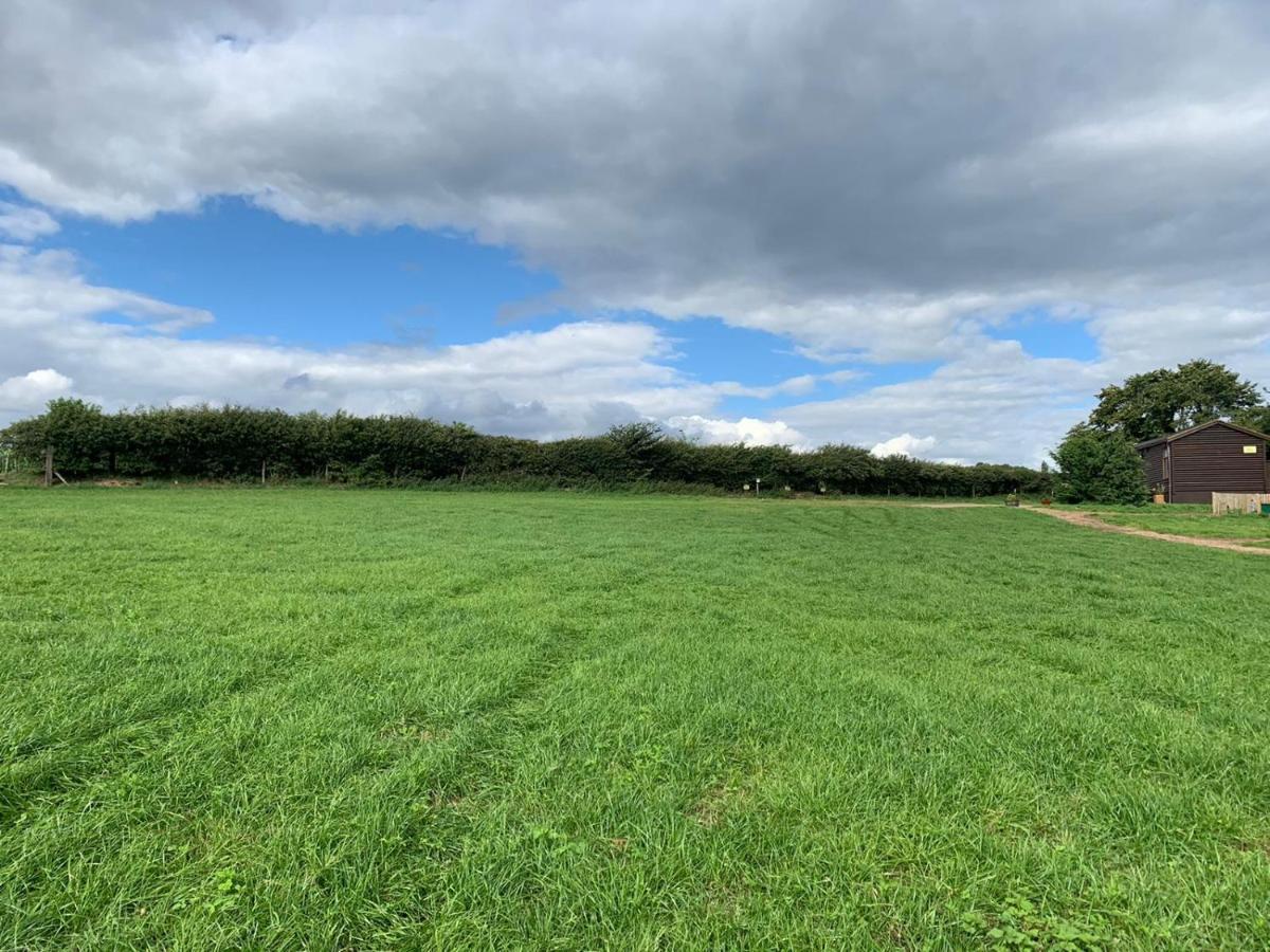 King Richard'S Luxury Lodge - Sleeps Up To 8 ,Dog Friendly ,Near Sherwood Forest At Fairview Farm In Nottingham Set In 88 Acres And Great For Groups,Family Gatherings,Corporate Events Exterior foto