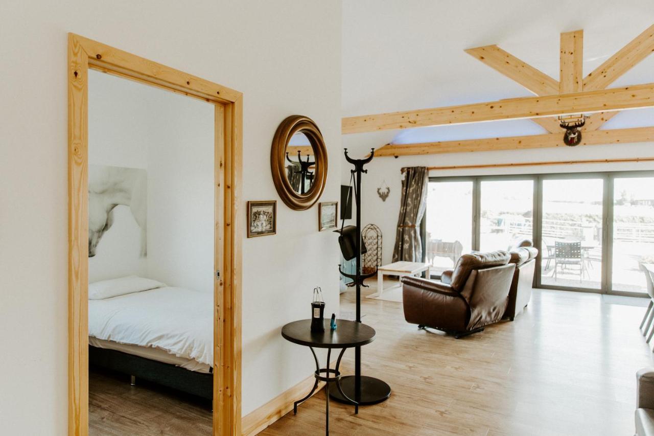 King Richard'S Luxury Lodge - Sleeps Up To 8 ,Dog Friendly ,Near Sherwood Forest At Fairview Farm In Nottingham Set In 88 Acres And Great For Groups,Family Gatherings,Corporate Events Exterior foto